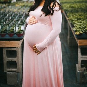 Pink maternity photoshoot dress